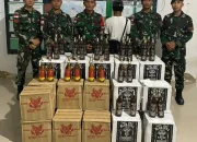 Satgas Pamtas Yonarmed 11 Kostrad Gagalkan Penyelundupan 360 Botol Miras Ilegal di Perbatasan Sebatik