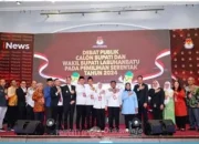 PJS Bupati Labuhanbatu Saksikan Debat Publik Calon 