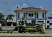 LAKRI DELI SERDANG LAPORKAN DUGAAN TINDAK PIDANA KORUPSI ATAS RENOVASI JAMBUR JAMIN GINTING TAHUN 2023.