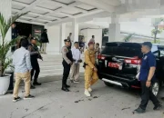 Polres Pekalongan Kawal Pengiriman Rekapitulasi Penetapan Hasil Pilkada Serentak Tahun 2024 ke KPU Provinsi Jawa Tengah