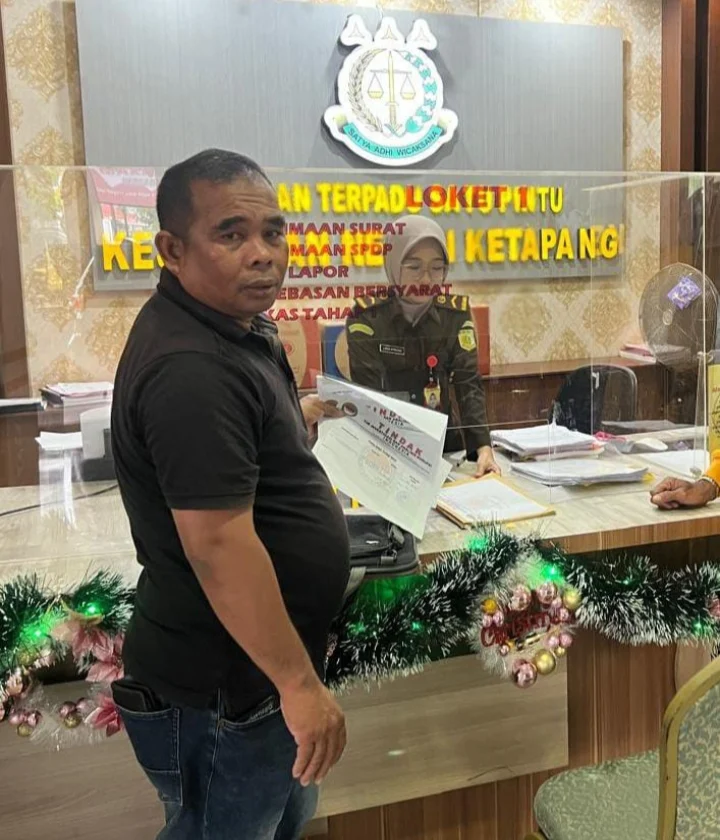 Hari Anti Korupsi Dunia, LSM Tindak Indonesia Bersama IWOI Daerah Ketapang Laporkan Dugaan Korupsi IMG_20241210_203840