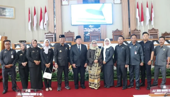 Rapat Paripurna DPRD Lampung Timur