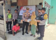 Polsek Bandar Baru Bagikan Sembako Untuk Warga Kurang Mampu di Wilayah nya