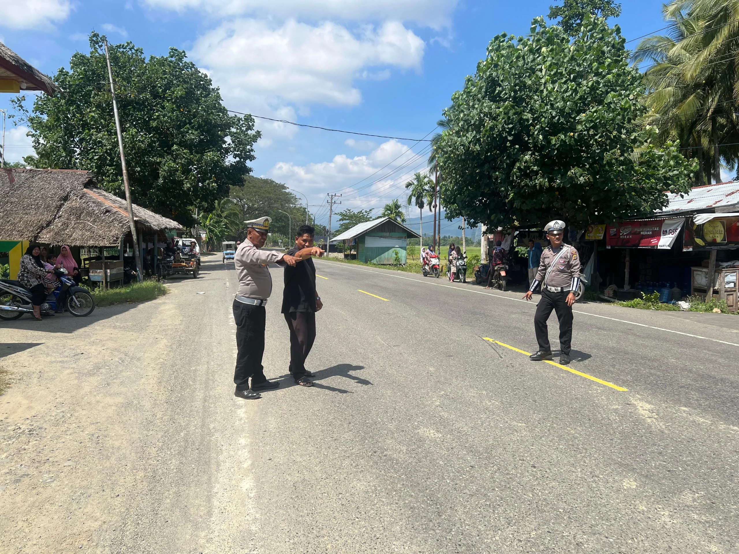 Hiace Kontra Sepmor di Padang Tiji Pidie 1 Korban Meninggal IMG-20250122-WA0083