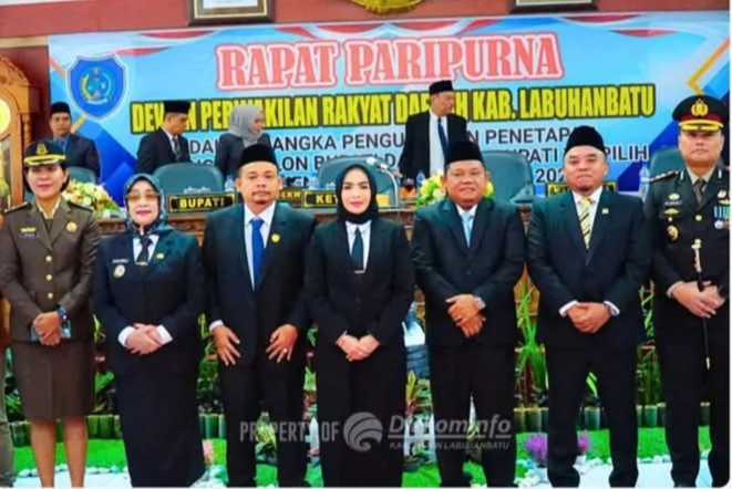 Rapat Paripurna Menetapkan Pasangan Kepala Daerah Masa Jabatan 2025-2030 Kabupaten Labuhanbatu Screenshot_20250211_152206_Facebook