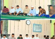 Wakil Bupati H.Jamri Hadiri Safri Ramadhan 1446 H.di Masjid Nur Abadan ,Desa Ajamu