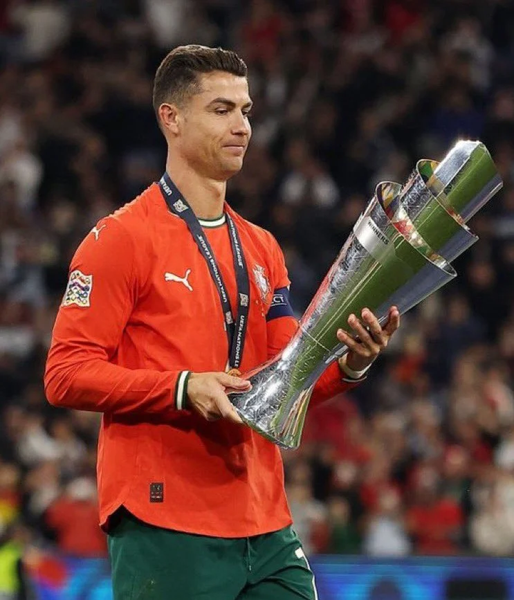 Cristiano Ronaldo Ungkap Bermain dalam Kondisi Cedera Demi Portugal 20250609_133352 (1)