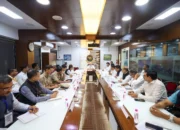 PM Narendra Modi Pimpin Rapat Evaluasi di Bandara Ahmedabad
