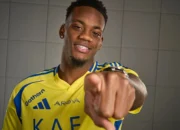 Devin Özek Terbang ke Kolombia, Fenerbahçe Serius Kejar Jhon Duran