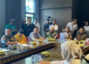 Ratusan Warga Gruduk DPRD Pesawaran, Tuntut Pengukuran Ulang HGU 04 PTPN VII