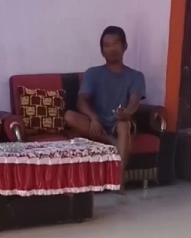 Diduga Bela Adik Langgar UU Desa, Oknum TNI Ngamuk Saat Dikonfirmasi Wartawan Screenshot_20250621_074815 (1)