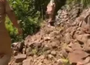 Menembus Terjal Demi Masa Depan: Guru-Guru Ini Naik Gunung Demi Satu Siswa di Kulonprogo