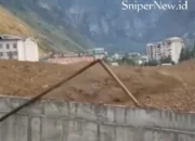 Evakuasi Massal di Tyrrnyauz Akibat Banjir Lumpur