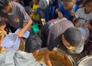 Anak-anak Gaza Mengais Sisa Makanan, Rumah Zakat Kalbar Ajak Warga Berdonasi