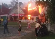 Kebakaran Hanguskan Kantor Camat Payakumbuh di Limapuluh Kota