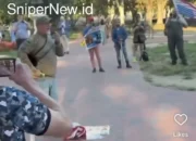 Veteran 20 Tahun Ditangkap Usai Bakar Bendera AS di Depan Gedung Putih