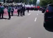 Massa Mulai Berkumpul di Depan TVRI Menuju Gedung DPR