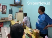 Warga Majalengka Saksikan Pidato Presiden Prabowo di Warung Sederhana