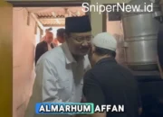 Mensos Gus Ipul Kunjungi Keluarga Korban Unjuk Rasa, Serahkan Santunan Rp15 Juta