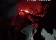 Kebakaran Hebat Landa SDN Cibaregbeg dan Kantor Desa Cibeber