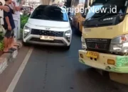 Gorong-Gorong Rapuh Telan Truk Bermuatan Motor di Cipulir