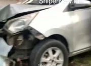 Sial di Kilometer 4: Mobil Cium Pohon Depan Sekolah MAN Tanjungpinang, Pagi-pagi Bikin Geger!