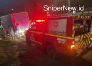 Truk Box Nyemplung di Lubang Galian Jalan Mayor Oking, Warga Minta Pihak Terkait Segera Bertindak