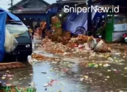 Pasar Tergenang Banjir, Buah dan Sampah Berserakan-Warga Soroti Kinerja Pemerintah Daerah
