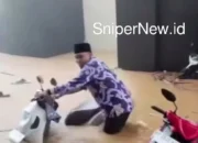 Banjir Dadakan Genangi Islamic Center Rokan Hulu