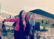 Warga Padati Lokasi Jatuhnya Pesawat di Area Persawahan Karawang