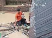 Banjir Hebat, Bantuan Nasi Ikut Hanyut: Warga Bertahan di Atap Rumah