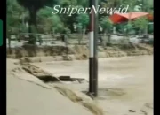 Sungai Tersumbat Ribuan Kayu, Warga Pidie Jaya Minta Pemerintah Turun Tangan