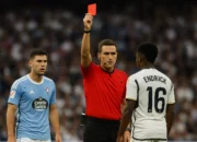 Wasit Galak, Madrid Kocar-Kacir Kena Hujan Kartu