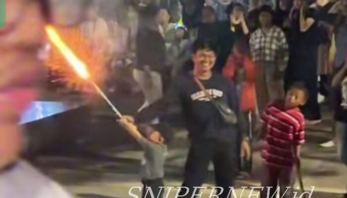 Petasan Meledak di Pantai Losari, Pengunjung Sempat Panik