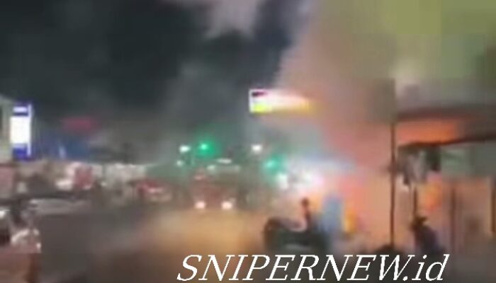 Bara Rokok Picu Kebakaran Petasan, Detik-Detik Mencekam Terekam Video