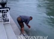 Azan Magrib Bergema di Masjid Al Munawwarah Pascabanjir