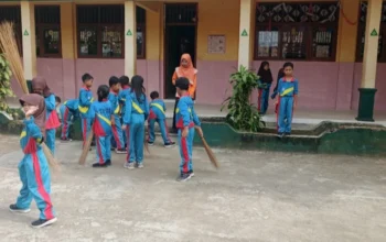 HPSN 2026, SDN 1 Antar Berak Tanamkan Karakter Peduli Lingkungan Sejak Dini